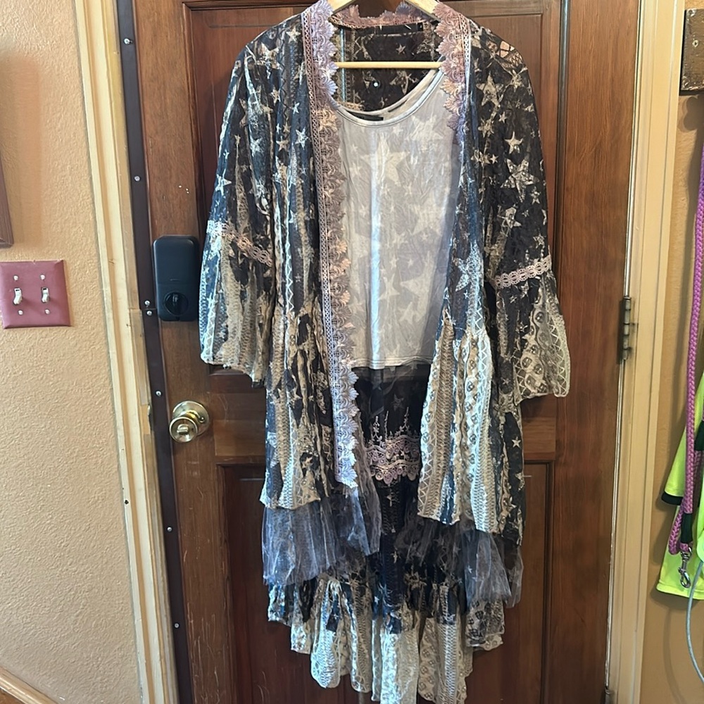 BNWT Origami tank and lace duster SET